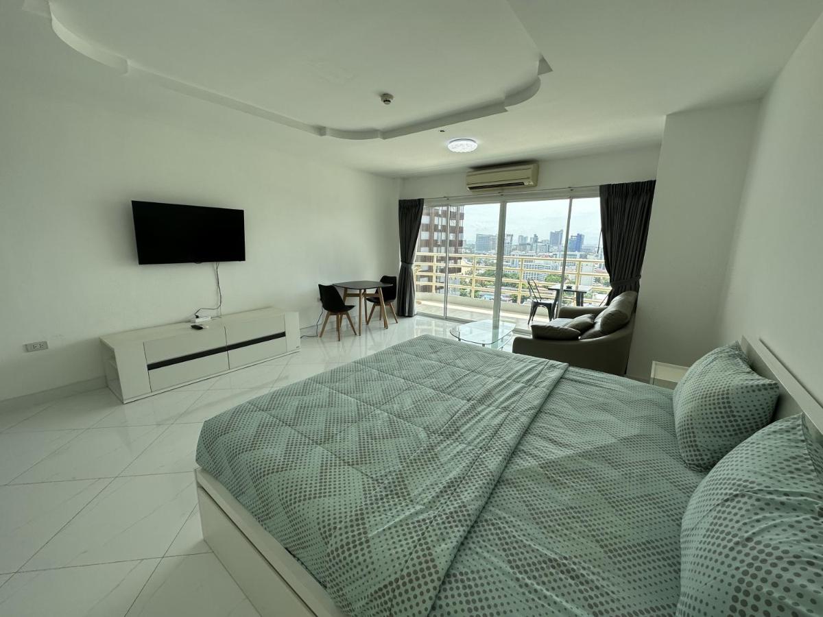 Condo Express View Talay 6 Pattaya Bagian luar foto