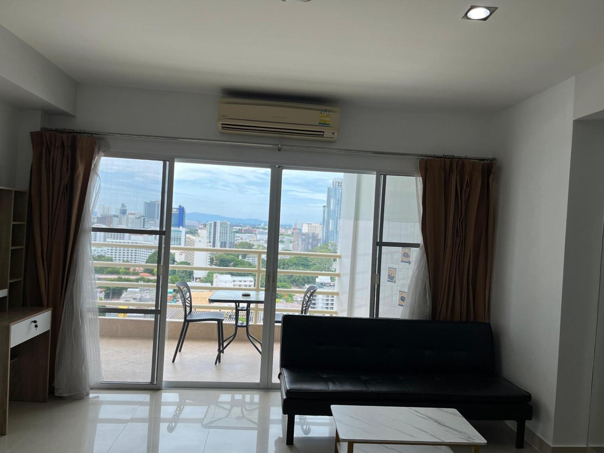 Condo Express View Talay 6 Pattaya Bagian luar foto