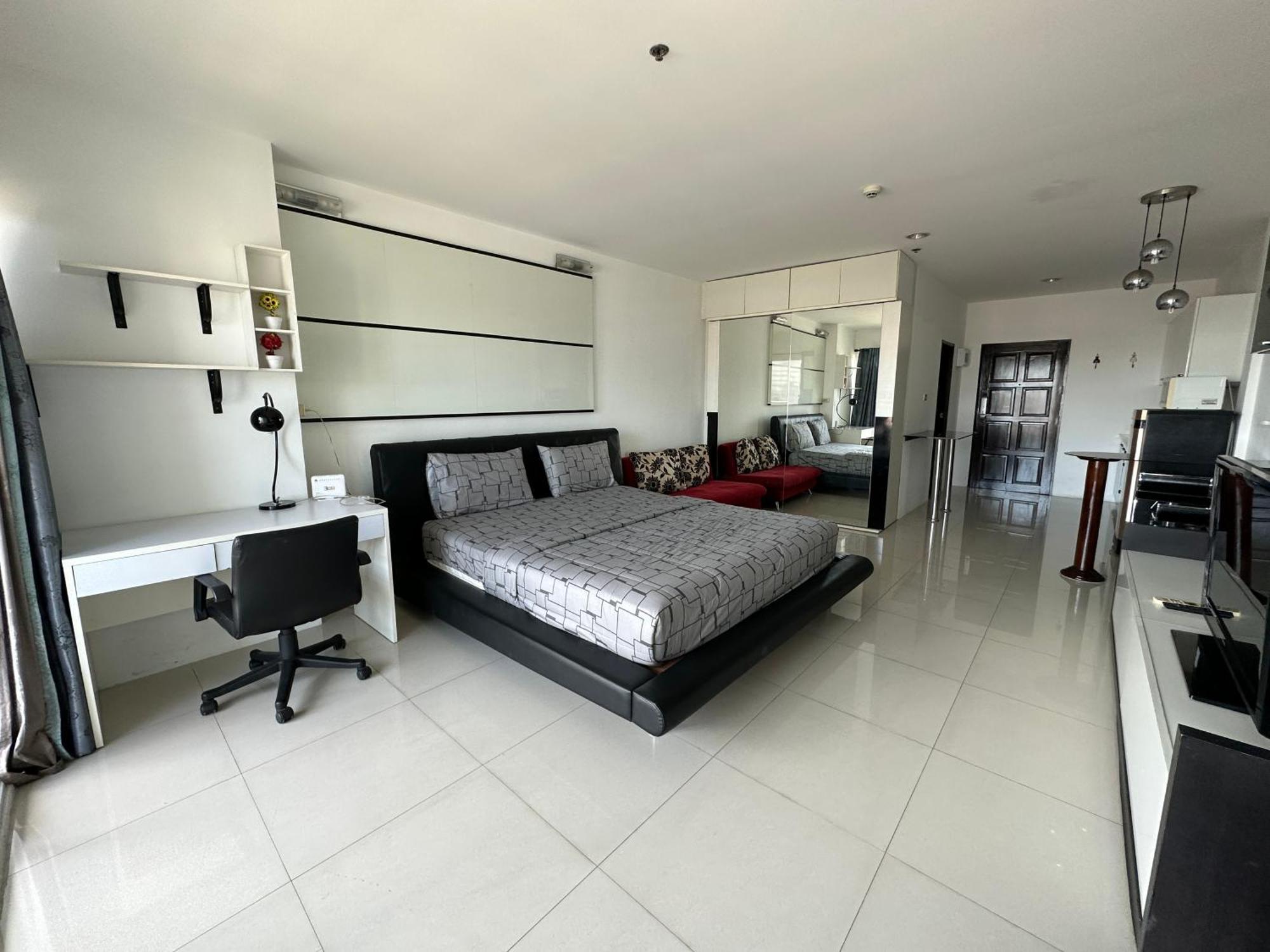 Condo Express View Talay 6 Pattaya Bagian luar foto