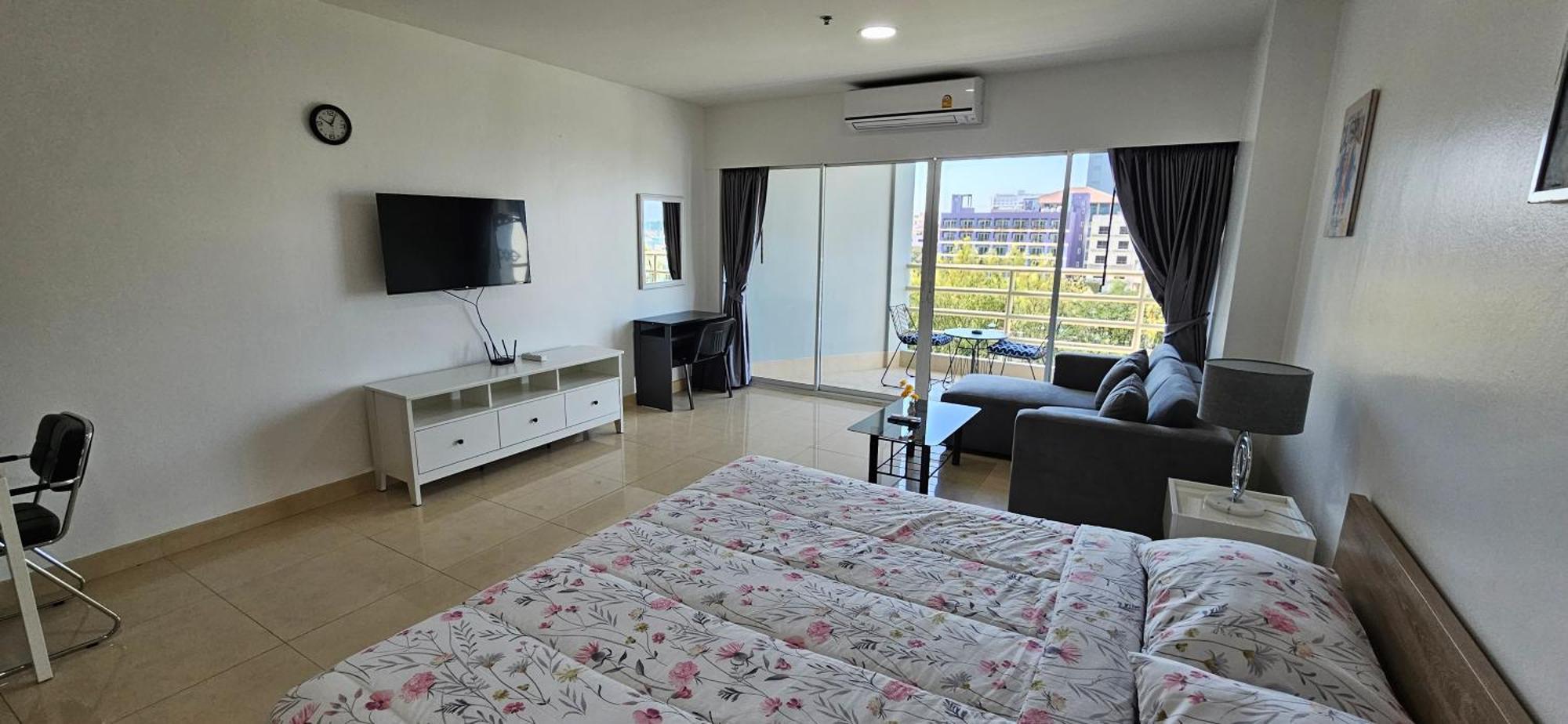 Condo Express View Talay 6 Pattaya Bagian luar foto